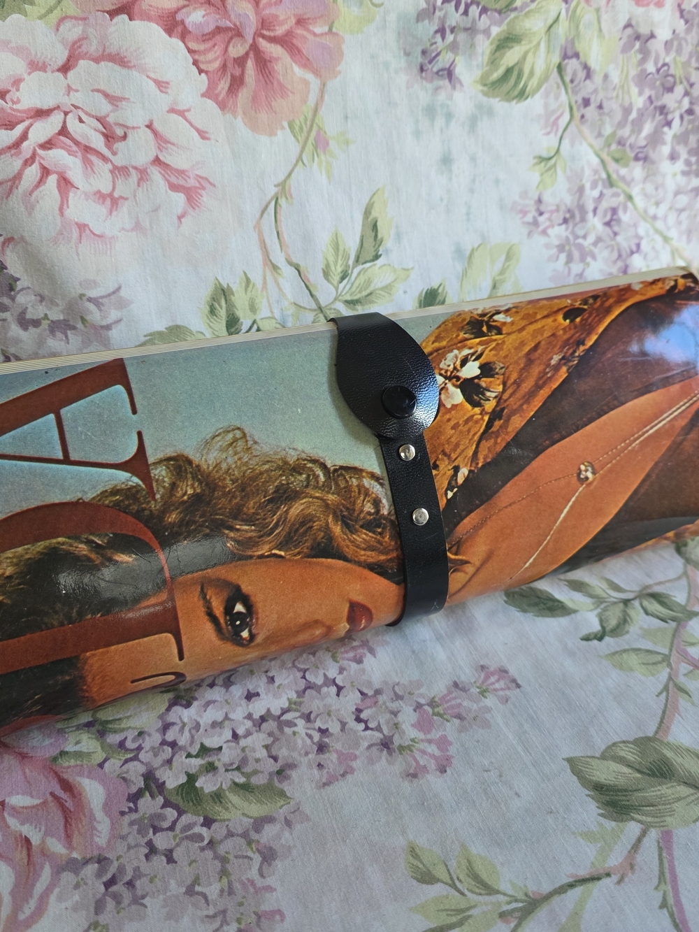 Vintage 70's Magazine Clutch - Novelty Handbag - Rare Find